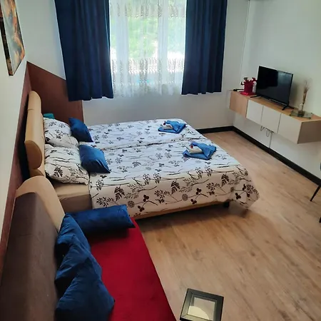 Lorena Apartment